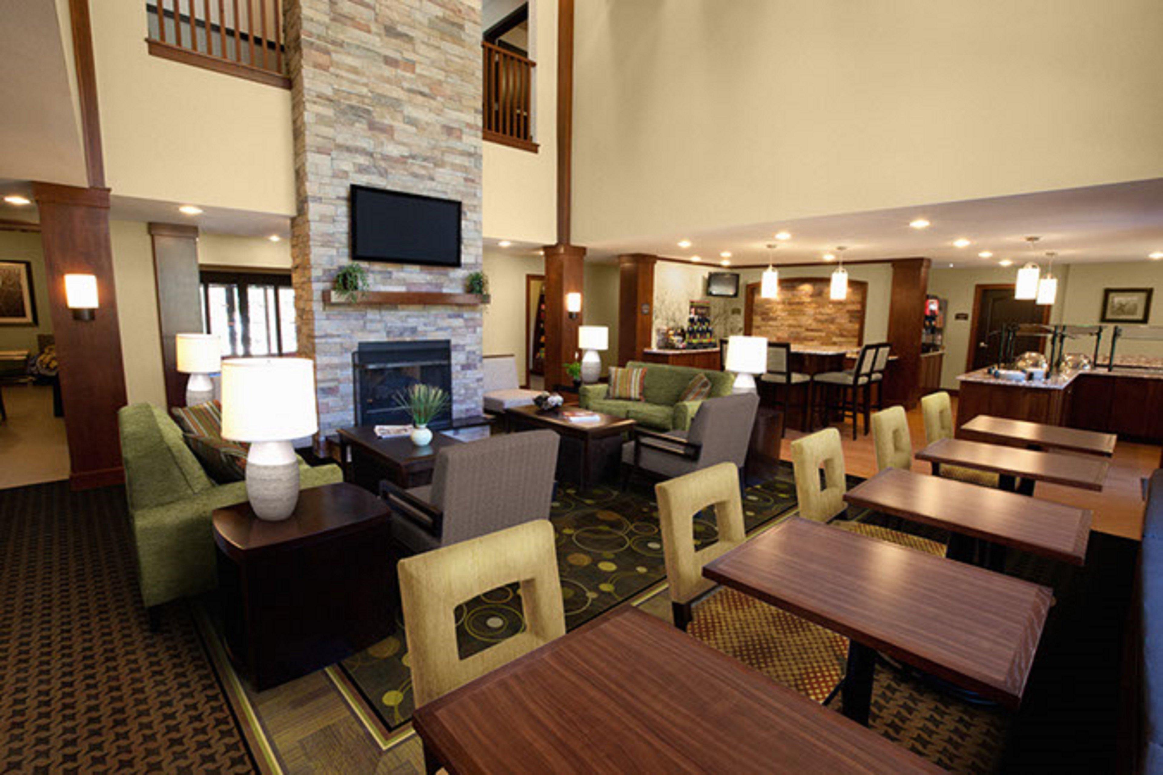 Staybridge Suites Rochester, an IHG Hotel Exterior foto