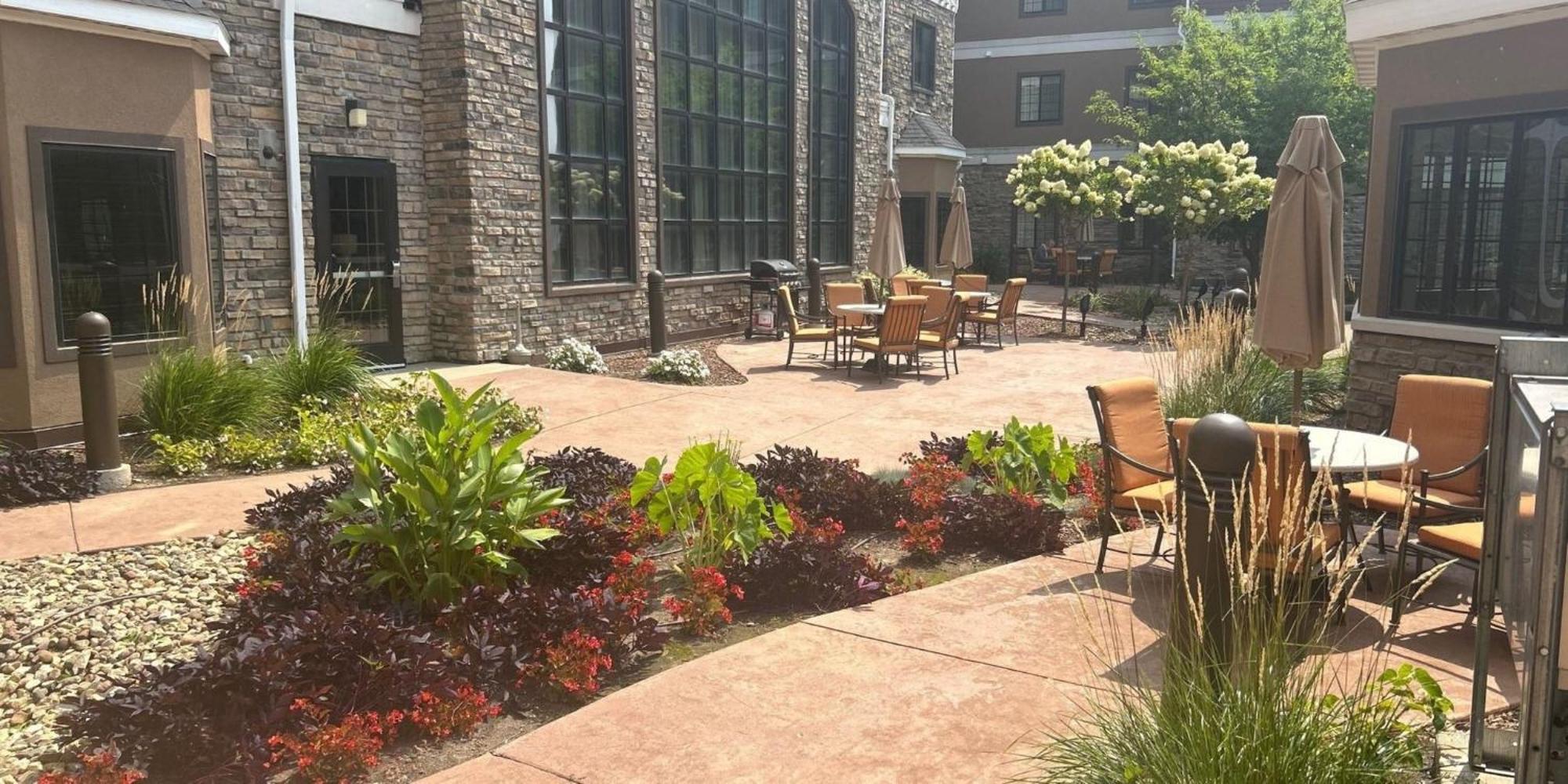 Staybridge Suites Rochester, an IHG Hotel Exterior foto